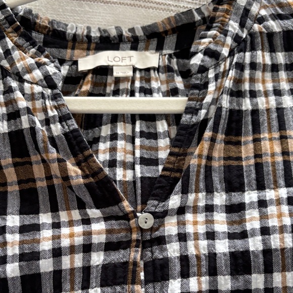 LOFT Black Plaid Shirt - Picture 4 of 5